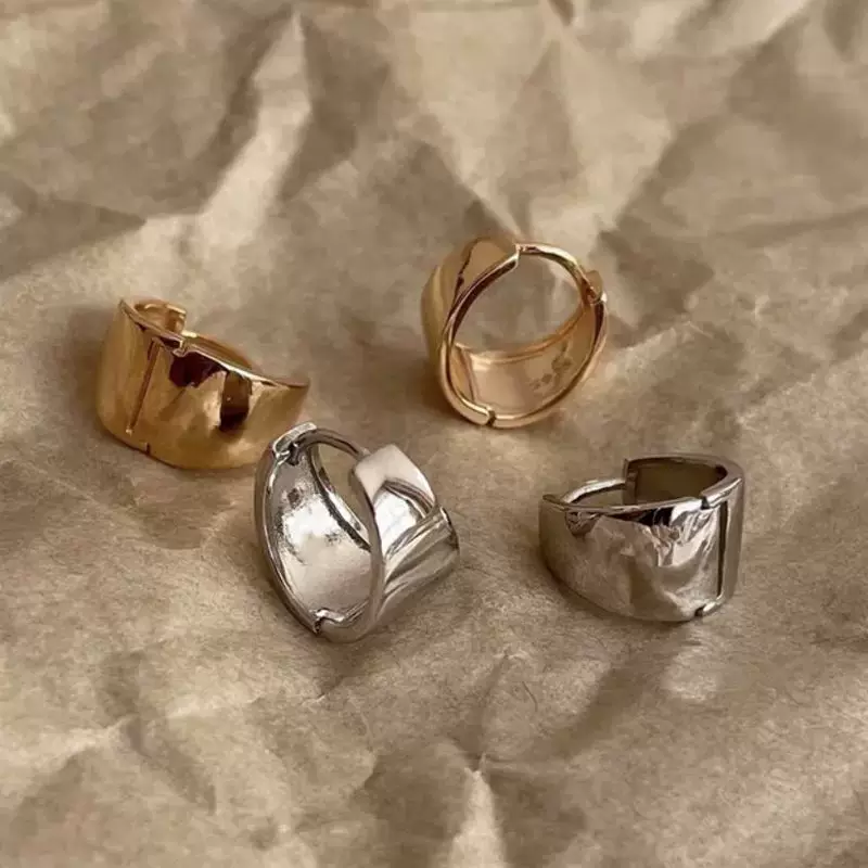 Earrings, Korean style