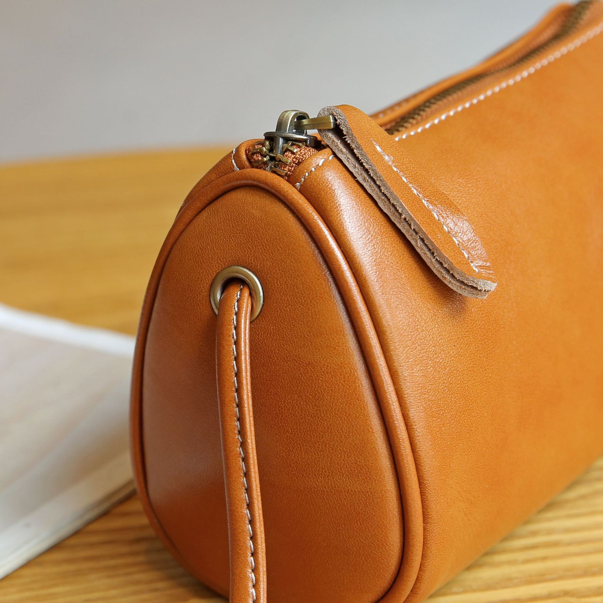 Modna i uniwersalna damska torebka typu crossbody, wykonana z garbowanej roślinnie skóry bydlęcej, nowa, modna, letnia, swobodna, na ramię, z wierzchnią warstwą_voghion.com