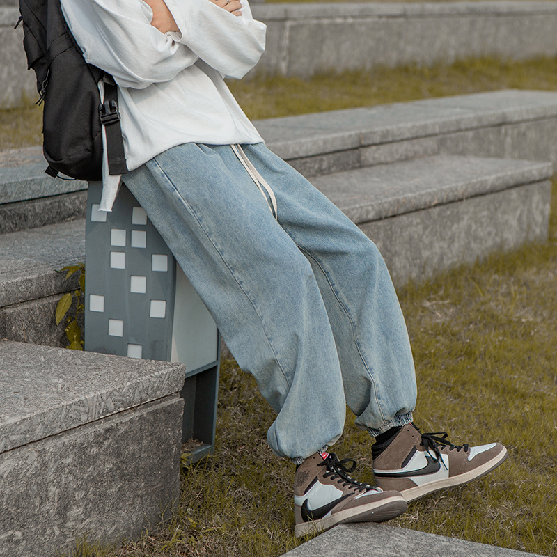 Ins de tendencia universal jeans de piernas anchas, pantalones masculinos sueltos coreanos, sensación vertical recta, sensación de caída de pies grandes, pantalones de ropa vieja.