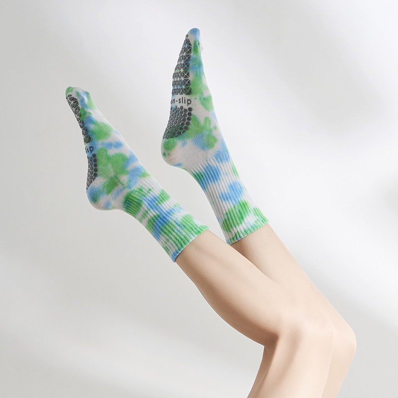 Calcetines de yoga de cinco dedos para otoño e invierno, calcetines profesionales antideslizantes de tubo largo para mujer, calcetines deportivos específicos para Pilates, calcetines de fitness con dedos separados.