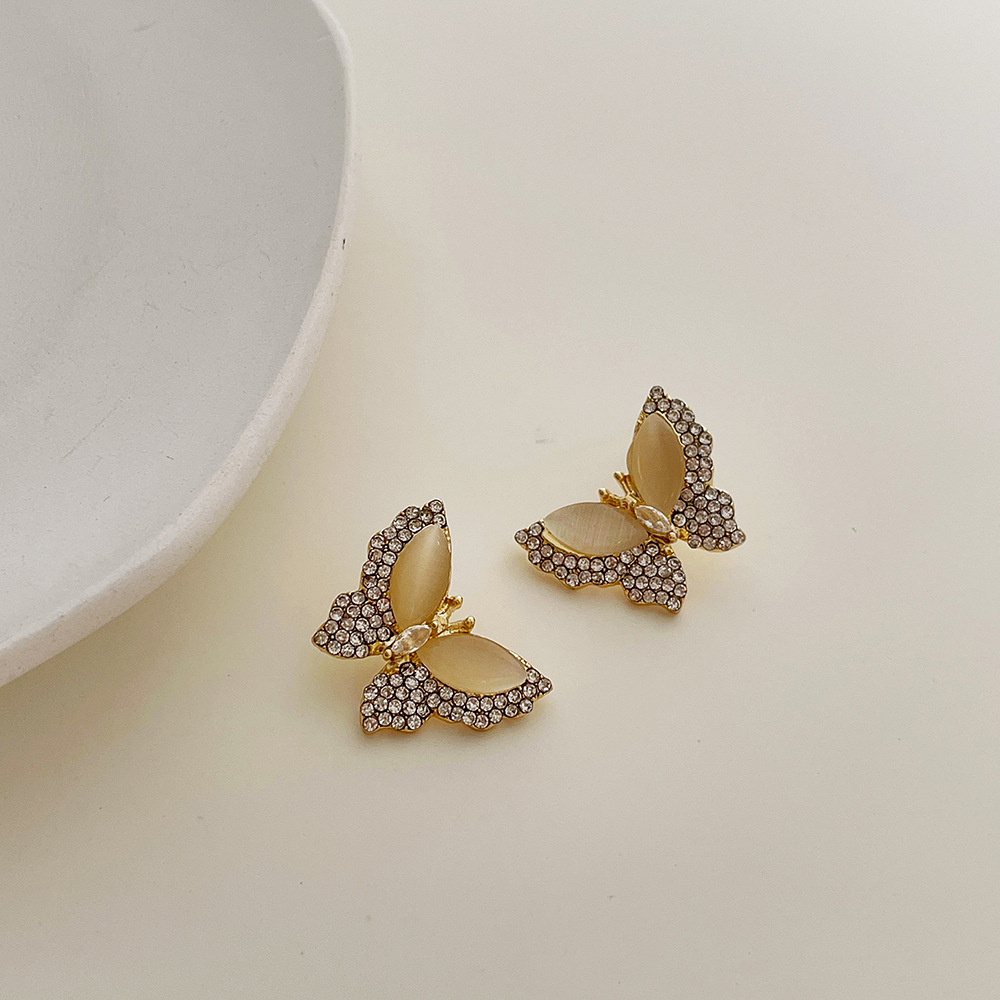 Fashion Delicate Full Diamond Opal Inlaid Butterfly Pattern Studs Earrings display picture 4