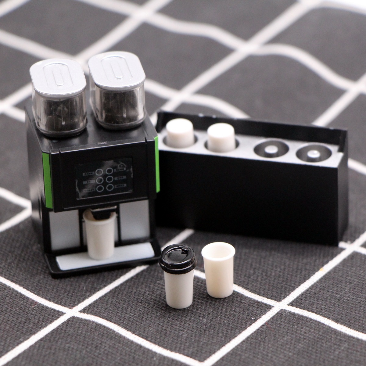 Casa de muñecas mini simulación recién molido máquina café bjd miniatura comida y juego escena apoyos modelo