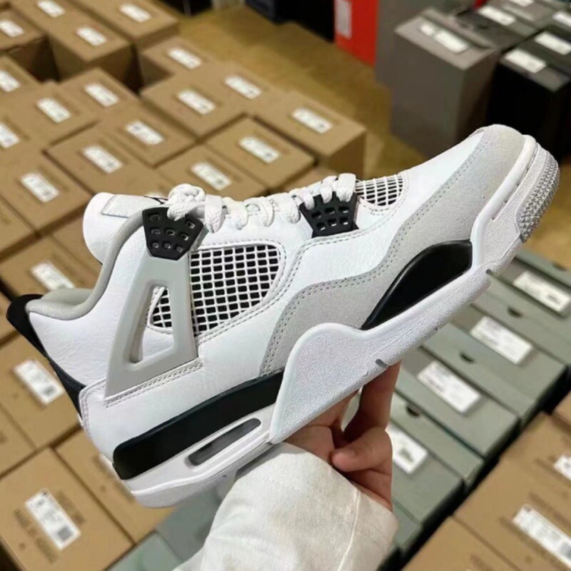 Putian shoes high version of the first layer of leather AJ4 white cement basketball shoes men and women casual sports shoes factory outlet Putian shoes high version of the first layer of leather AJ4 white cement basketball shoes men and women casual sports shoes factory outlet