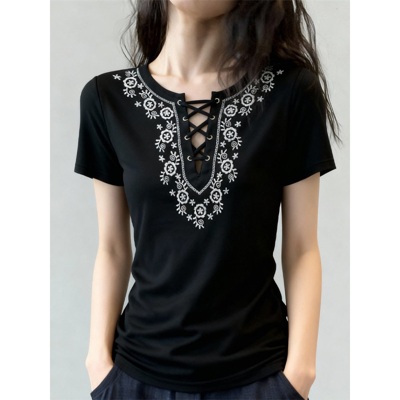 Áo nữ tay ngắn cổ tròn phong cách Bohemian thêu họa tiết, dáng rộng thoáng mát — màu đen chi tiết 4