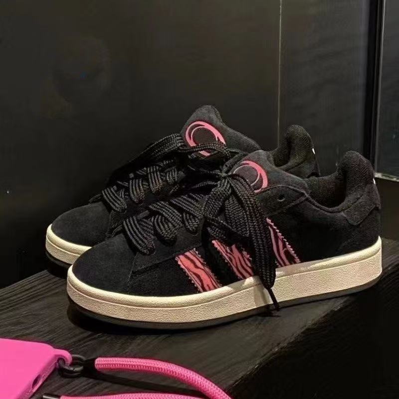 Maillard Vibe viento transpirable antideslizante zapatos de tabla bajos para hombres y mujeres con el mismo estilo 2025 verano nuevo estilo zapatos negros de todo fósforo