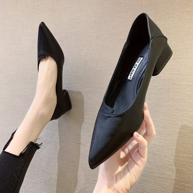 Black/pointed 3cm