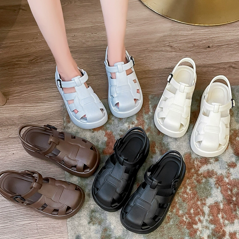 Сандалии женские летние 2024 новые модные толстые подошвы тканые полые высокого чувства повседневные римские ретро-ботинки для оптовых продаж