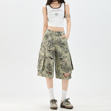 迷彩破洞工装阔腿牛仔裤女2025年夏季新款高腰宽松显瘦五分中裤子