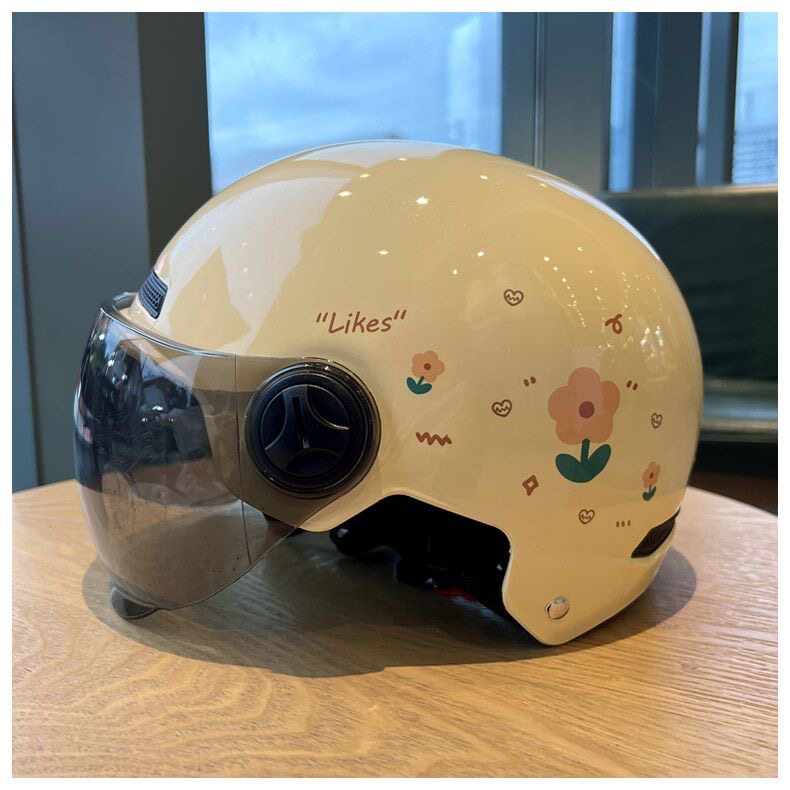 3C Certified Electric Vehicle Helmet for Women, Suitable for All Seasons, Sun Protection, National Standard Safety Helmet, Small Floral Design, Summer Half Helmet
