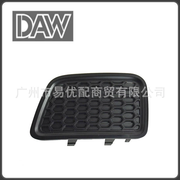 Форама противотуманного фонаря под передним бруском 68143098AC применяется Jeep Grand Cherokee Jeep