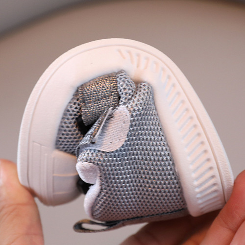 Dropshipping boys' anti-kick sneakers, foreign trade soft-soled sports shoes, spring and autumn girls' shoes, baby breathable casual shoes