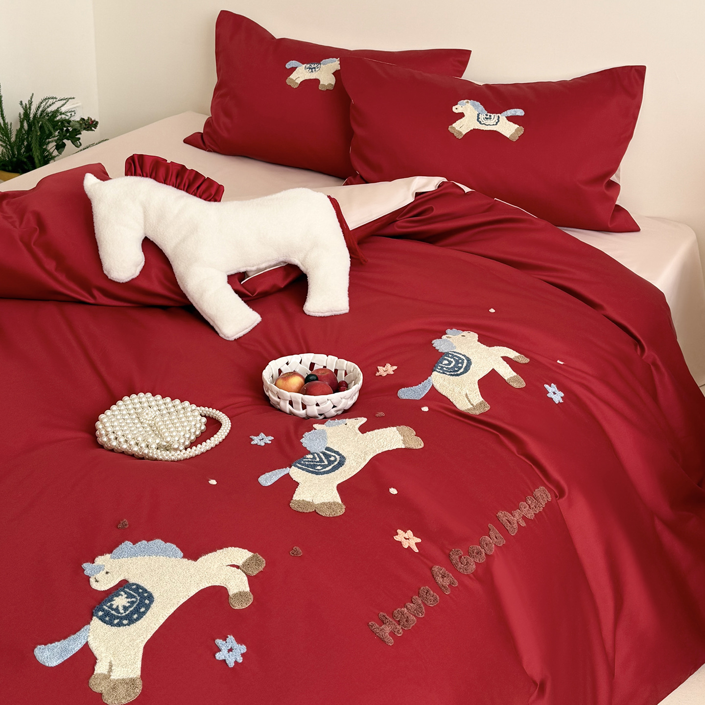 100S toalla de algodón bordada de algodón puro cuatro piezas conjuntos de tres piezas para dar la bienvenida a la cama del año del caballo rojo festivo