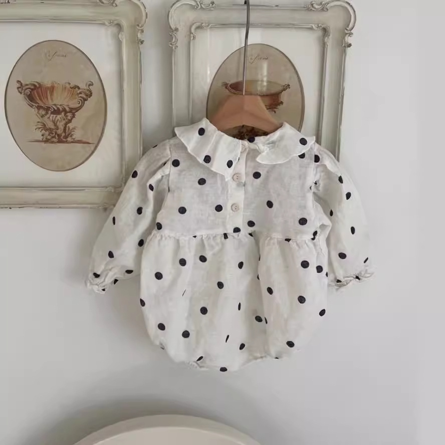 Ropa de bebé primavera y verano 2024 nuevos productos de ropa infantil coreana de niñas onduladas abrigo