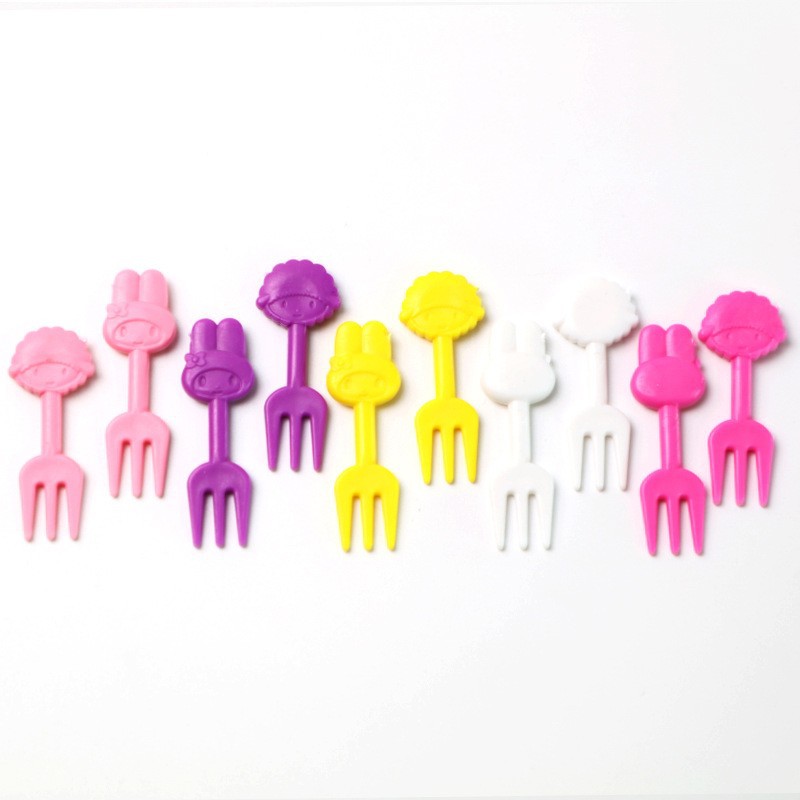 Cartoon japonés encantador tenedor de fruta transfronterizo venta caliente stick de fruta creativa decoración mini tenedor de fruta al por mayor
