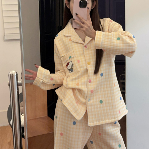 かわいいクレヨンしんちゃん空気綿のパジャマ