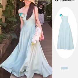 法式夏季高级感立体花朵吊带连衣裙气质名媛穿搭女神范A字中长裙