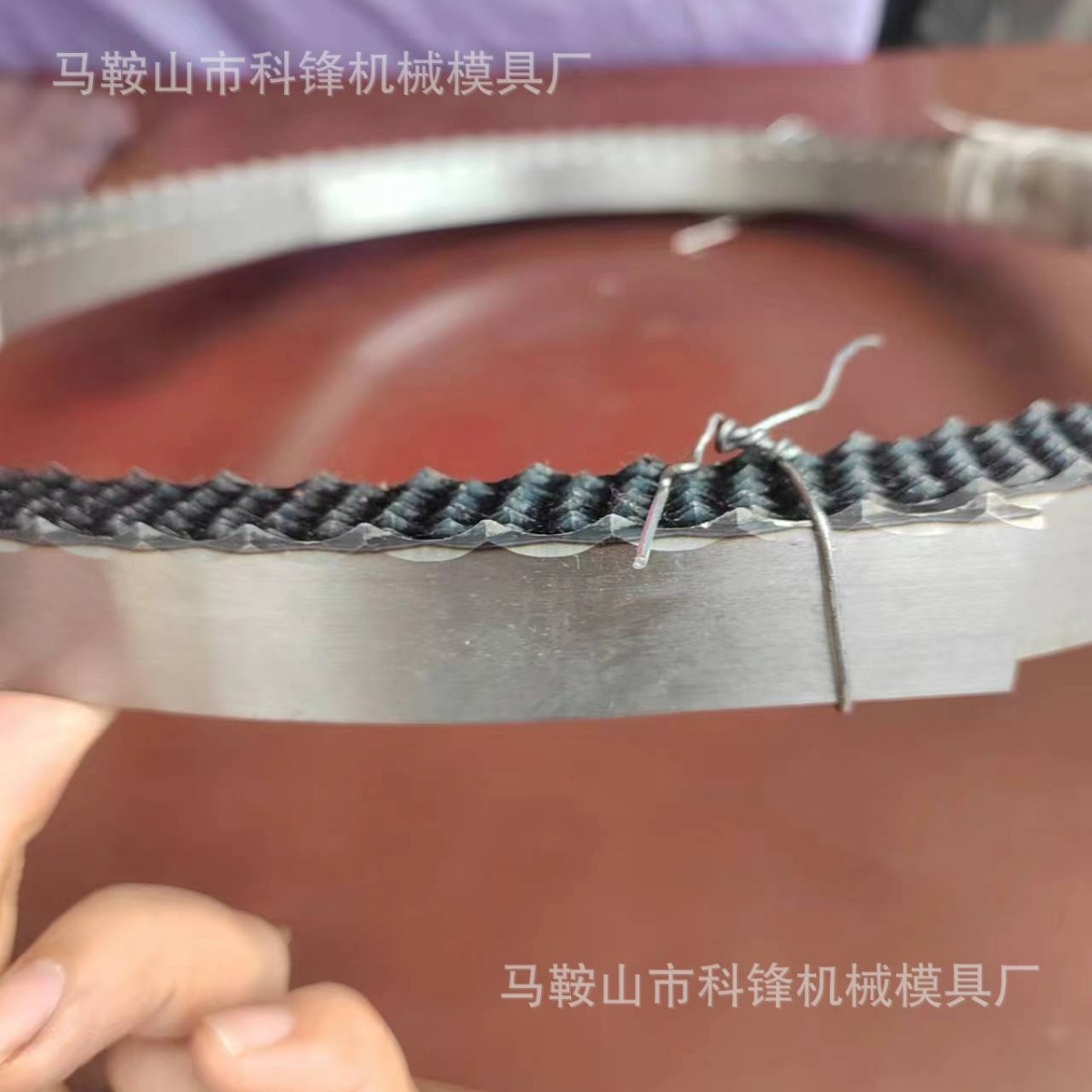 �Ʒ�ȫ�������������˾�ݵ�����Ƭϸ�ݾ��� ��ĥ����