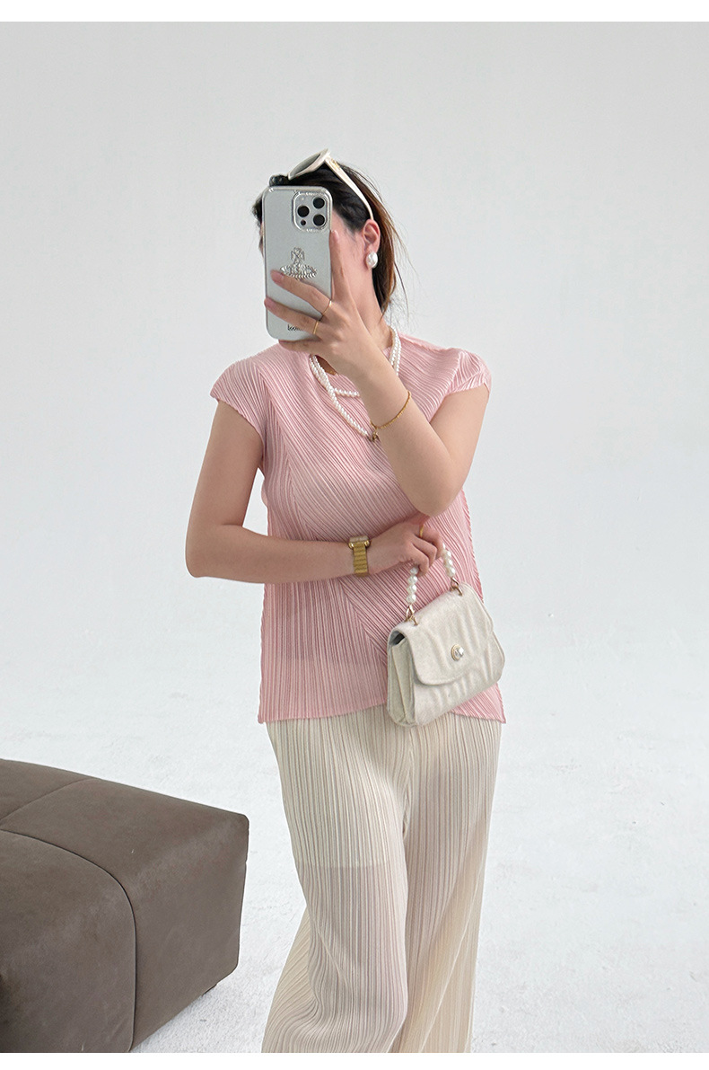 Áo thun nữ tay ngắn cổ tròn vạt xéo xếp ly bất đối xứng — đen chi tiết 6