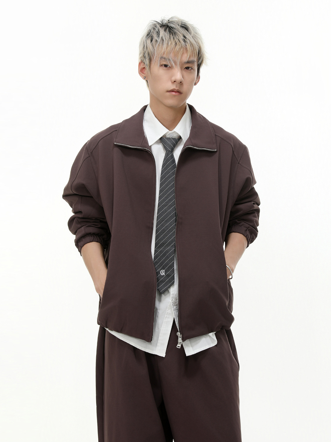 MTLCLOTHES Hombres| Coreano de color sólido corto chaqueta de doble cremallera con piernas anchas y pantalones casuales con base