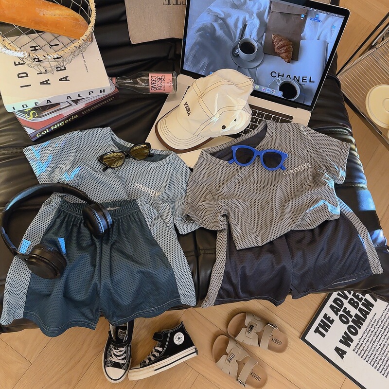 2025 Children's Quick-Drying Clothing Children's Short-Sleeved Football Suit Boys' Sportswear Medium and Large Children's Baby Children's Clothing Wholesale