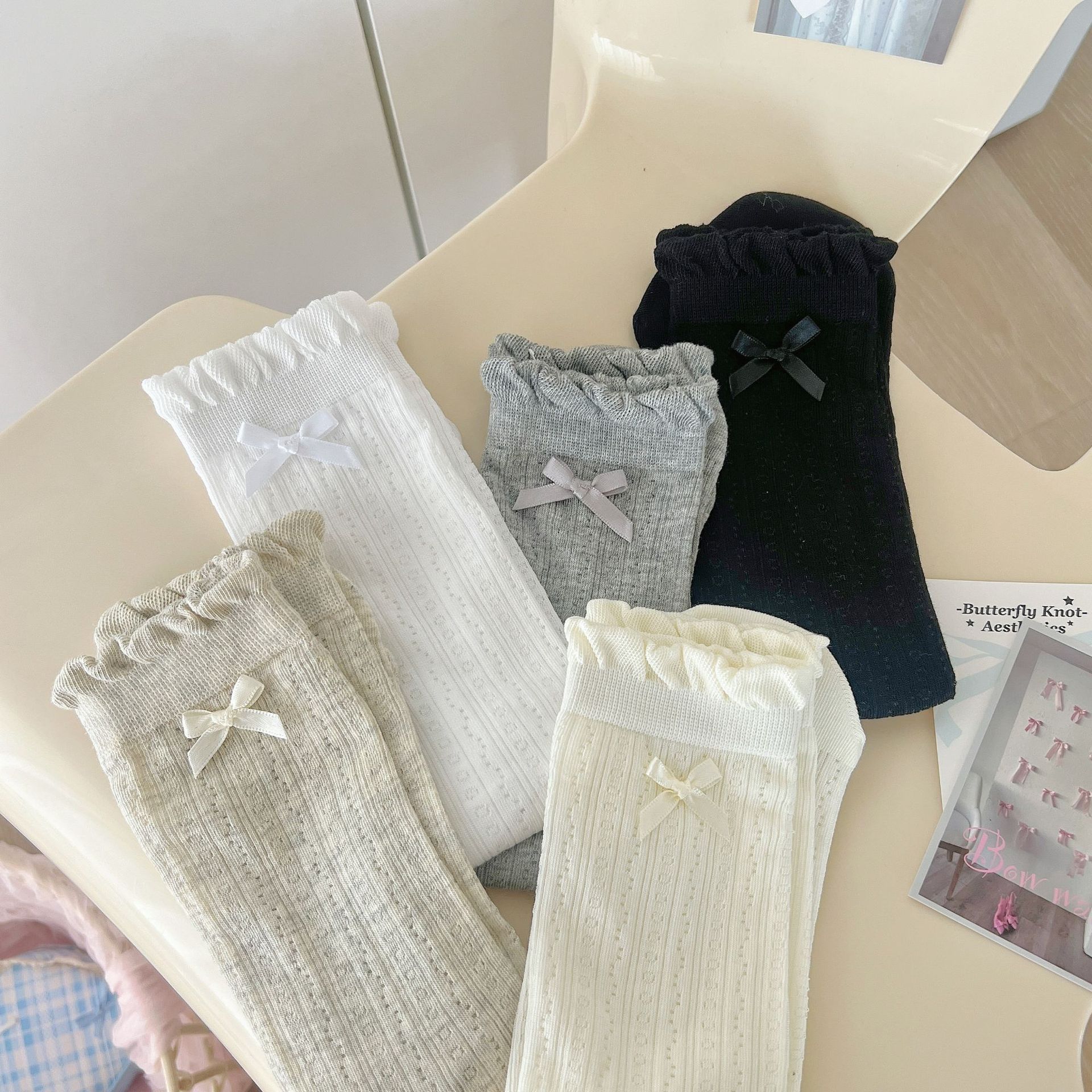 女性用リボンソックス、ハイエンドインミッドカーフソックス、無地抗菌吸汗性産後ソックス、純粋なトレンディソックス、綿ボンレス