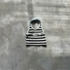 Xk1813 black and white vest