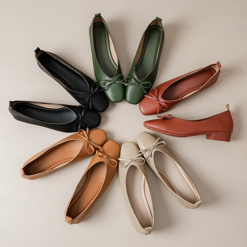 Soft Leather V-Cut Single Shoes for Women, Chunky Heel, Square Toe, Soft Leather, Soft Sole, Comfortable, Bowknot, Retro, Commuting, Shallow Mary Janes