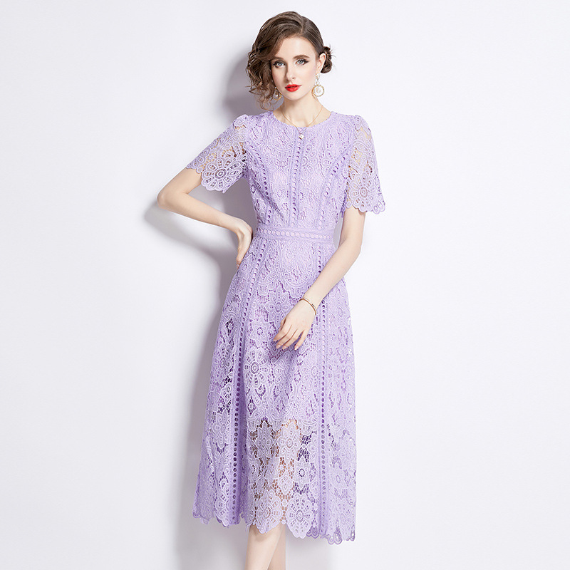Retro lace summer dress with a round collar