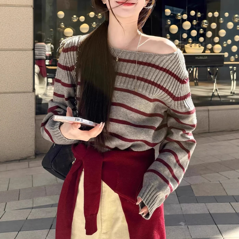 Romantic Collector 2025 Autumn Korean Style Sweet Wide Collar Top Striped Contrast Color Short Sweater