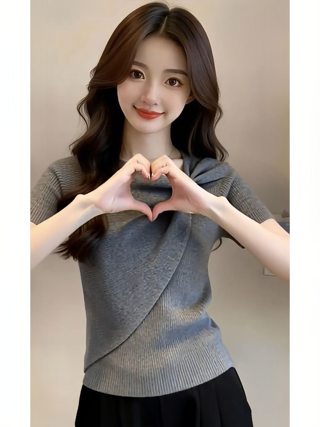 Women's Short Sleeve Twist Knitted Crop Top