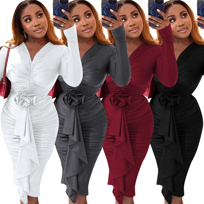 M3211 European and American women's clothing autumn and winter new long-sleeved V-neck dress rose design sexy sheath dress