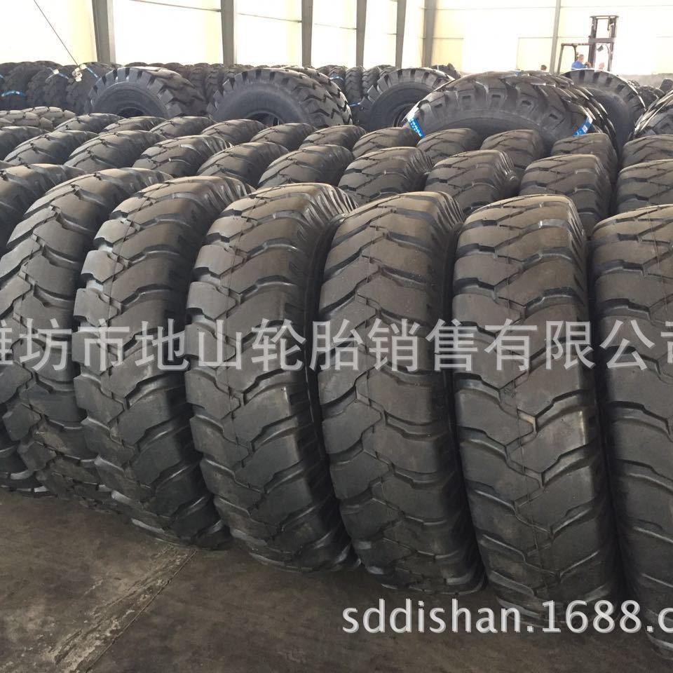 供应 1400-20 宽体自卸车矿山轮胎 斜交尼龙轮胎