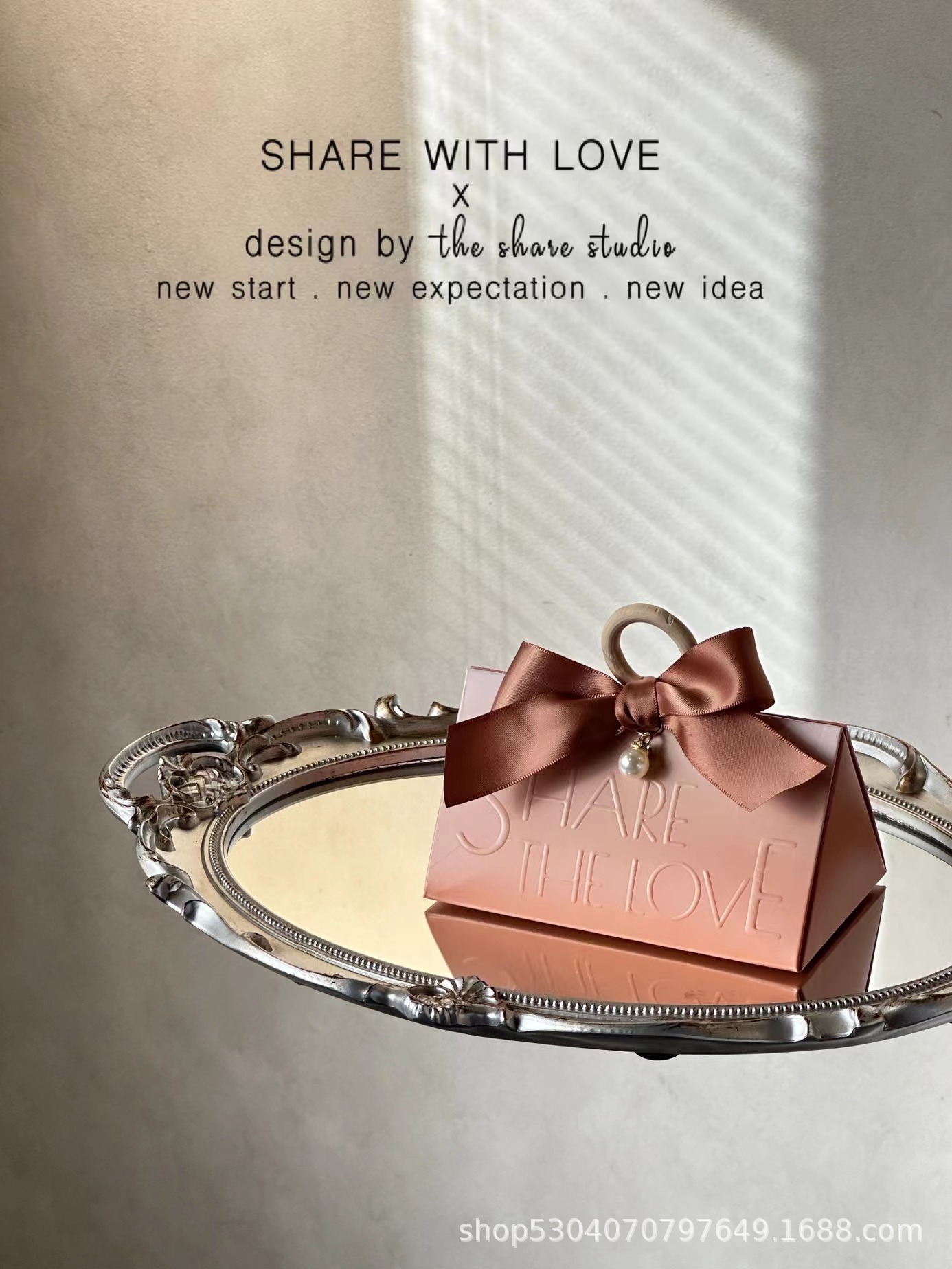 라떼 커피 브라운