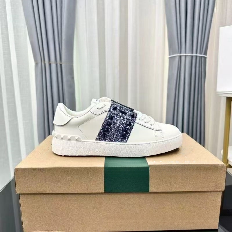 Vt Rivet Spring and Summer Fashion White Sneakers for Women, Versatile Unisex Sports Shoes, White Thick-Soled Height-Increasing Couple's Sneakers Vt Rivet Spring and Summer Fashion White Sneakers for Women, Versatile Unisex Sports Shoes, White Thick-Soled Height-Increasing Couple's Sneakers