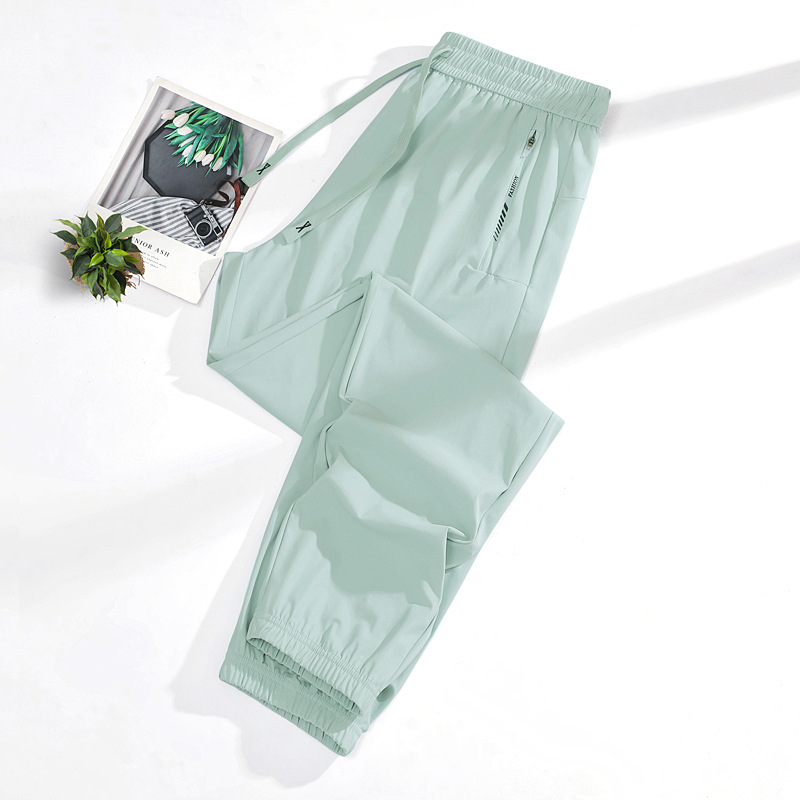 연한 녹색 발 [엄선된 품질]