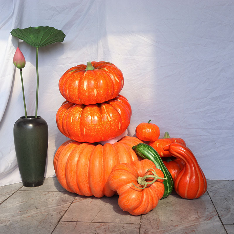 Simulated Pumpkins, Fake Vegetables, Maple Leaves, Foam Halloween Pumpkins, Factory Direct Sales Props, Fake Pumpkin Models for Photography