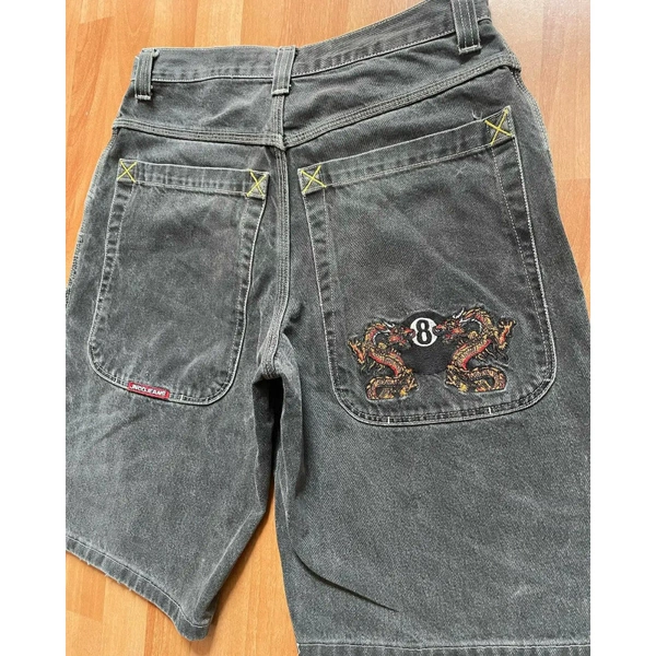 D23 black gray