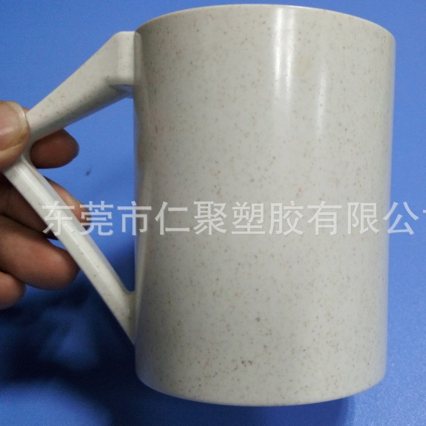 可堆肥生物降解小麦秸秆全降解注塑级材料CCBM60