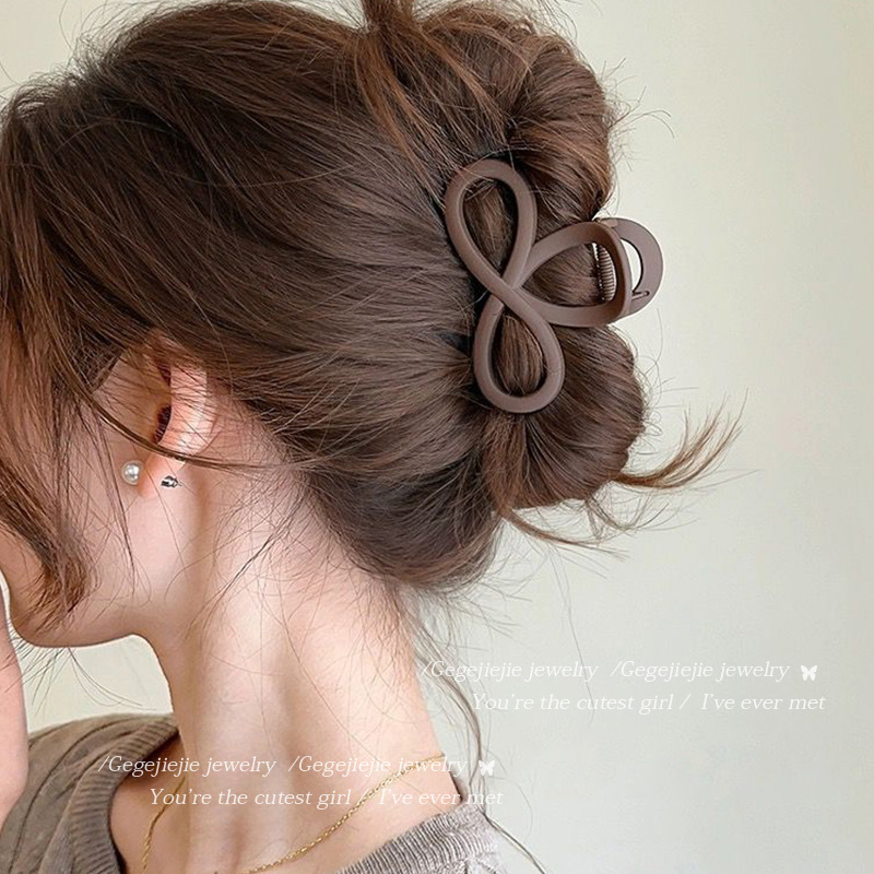 Clip de agarre esmerilado acrílico femenino nuevo estilo pequeño femenino de alta calidad medio atado clip de tiburón parte posterior de la cabeza clip para el cabello tocado