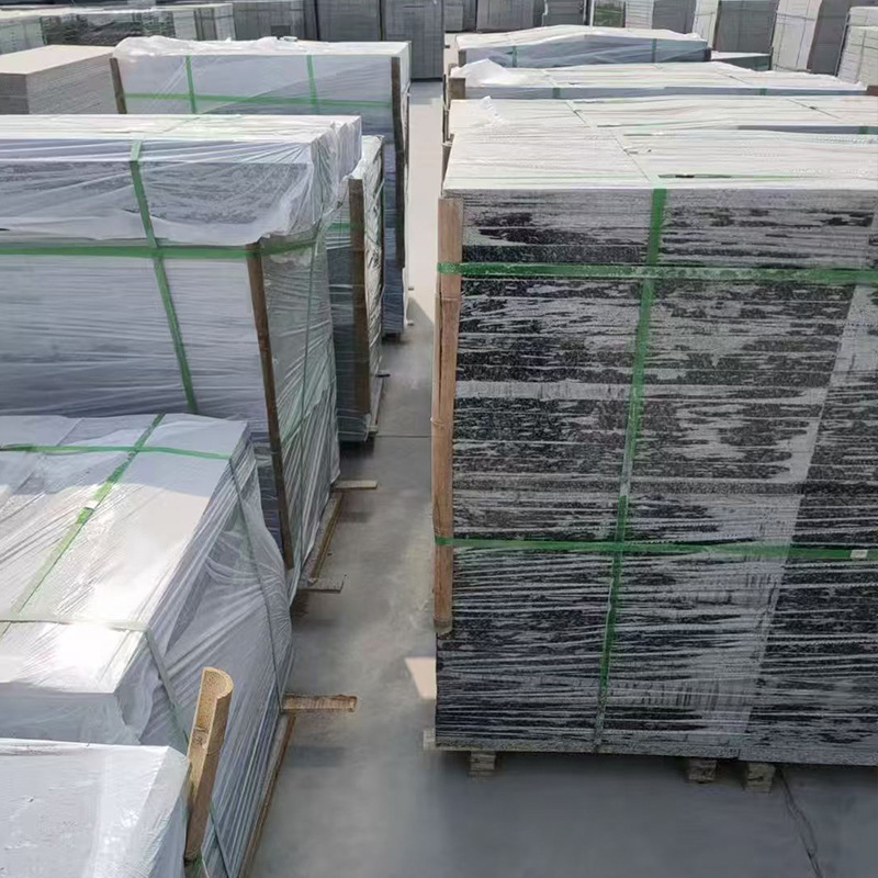 Плитка гранитная 25x300x300