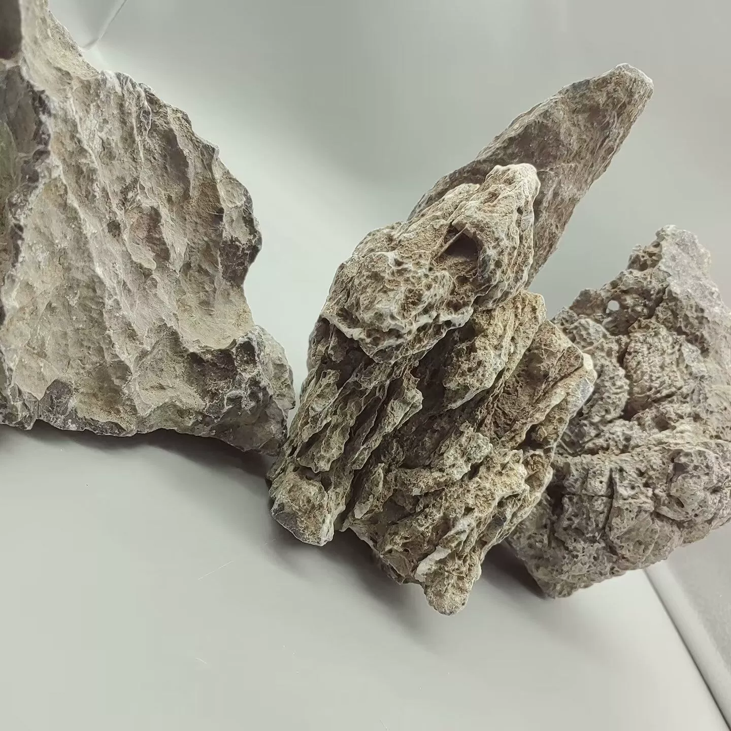 Заводская поставка зеленый камень дракона черно-белая линия Двор Сад Аквариум Рокарий пейзаж все виды спецификаций