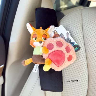 Sürətlər qutusu və əl tormozu başlıqları, Car Seatbelt Cover Car - shoulder-pads-black-plush-genuine-nick-holding-ice-cream-single