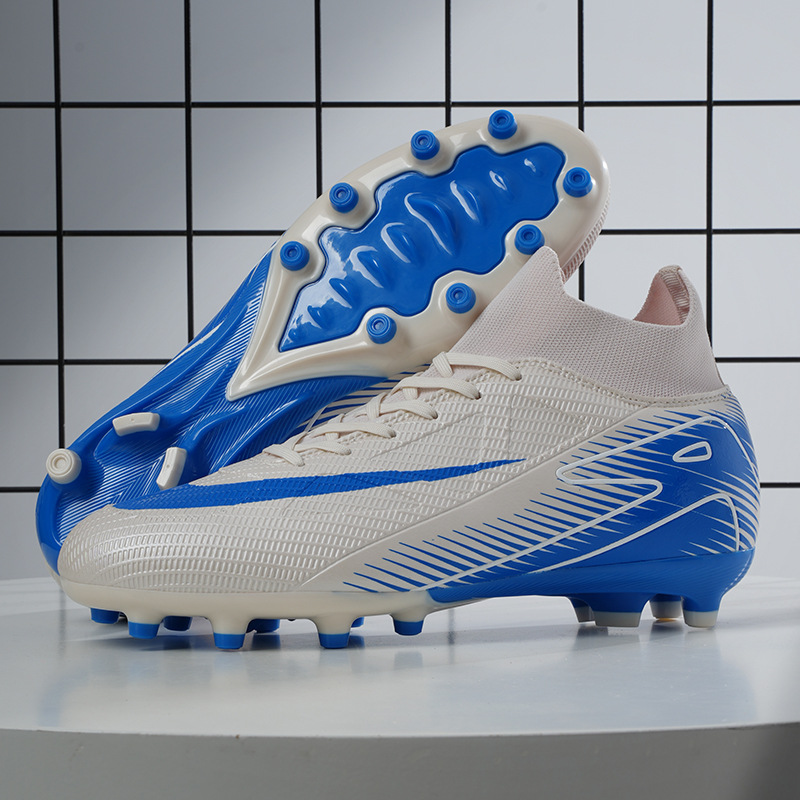 2025 nuevos zapatos de fútbol transfronterizos para hombres y mujeres AG clavos largos zapatos de entrenamiento antideslizantes juveniles de moda estudiantil