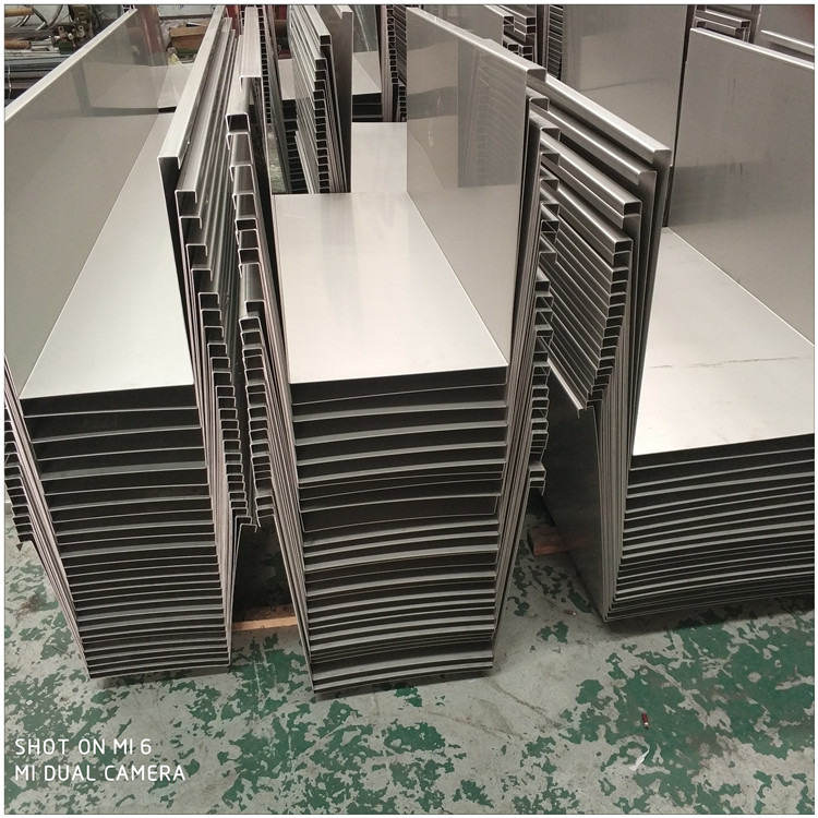 佛山304不锈钢瓦 不锈钢板 不锈钢瓦楞板 首昊不锈钢瓦楞板厂家