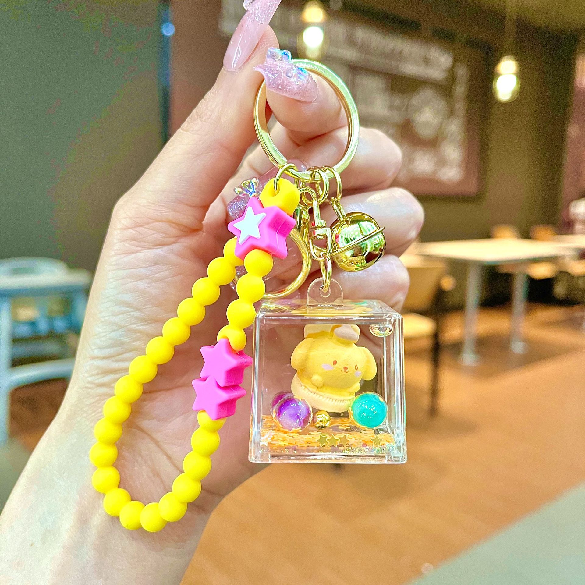 Nuevo llavero de dados luminosos con aceite, cuentas de burbujas, dados, colgantes de botella de arena de cristal, colgantes de bolsas al por mayor