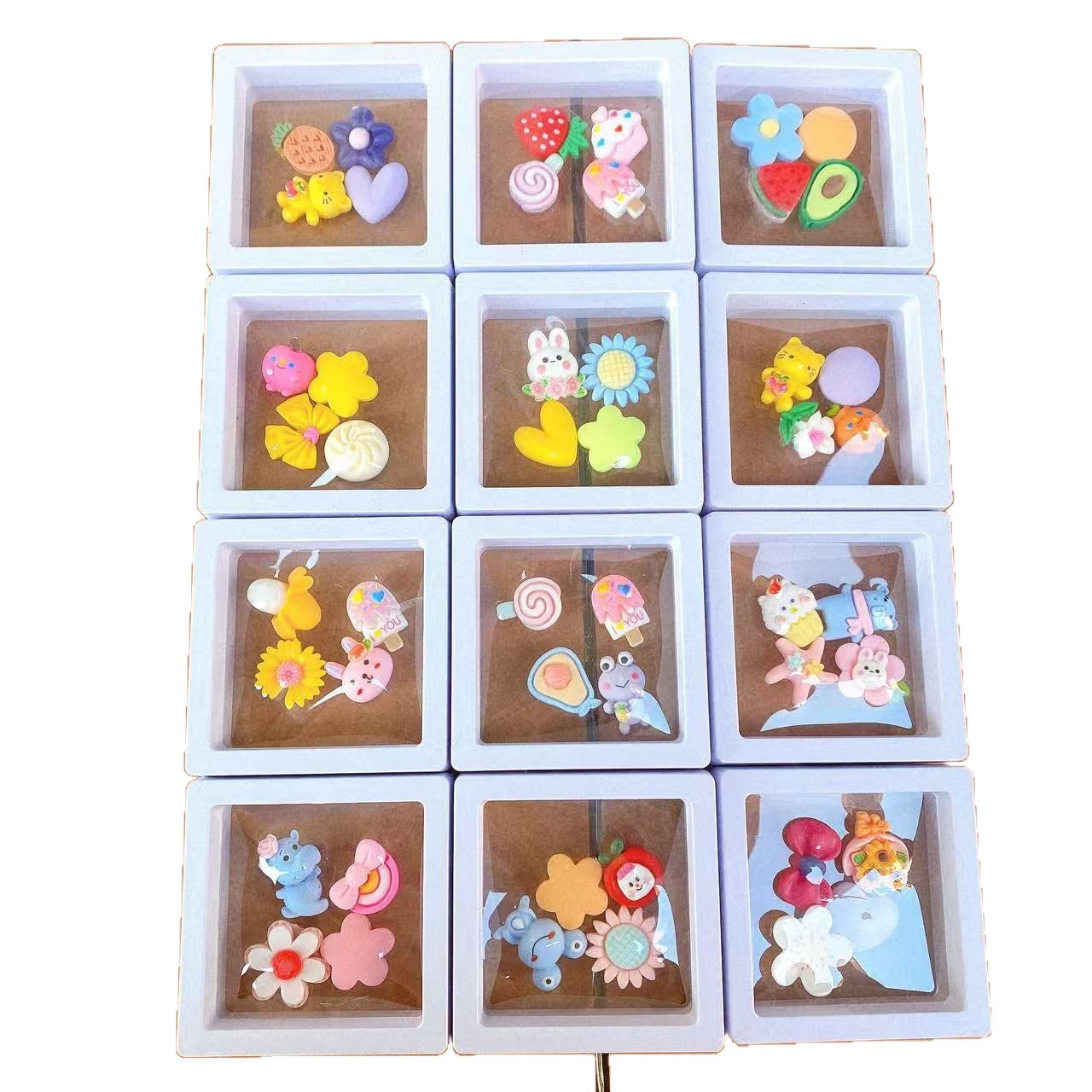 Caja de suspensión, caja de visualización transparente, decoración, película de pe, dibujos animados de resina plana, juguetes divertidos para niños, 2 pieles