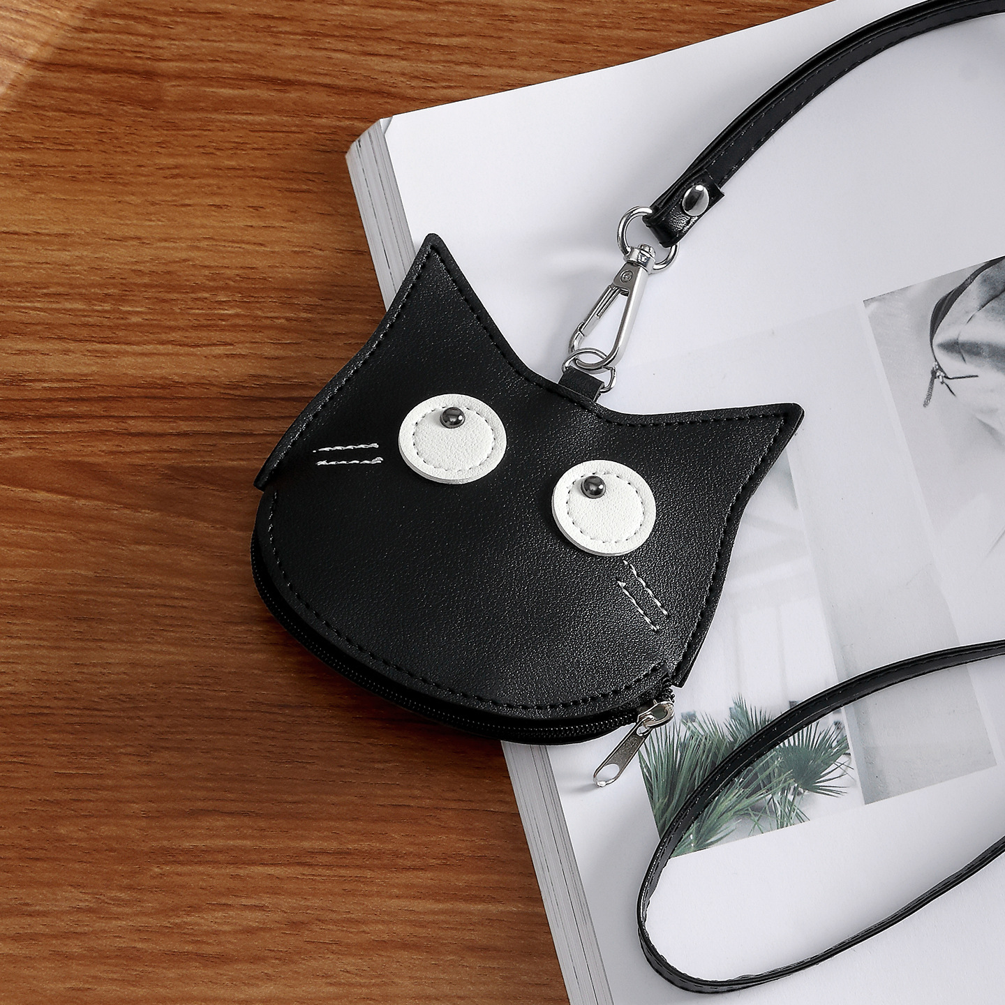 2024 nuevo estilo simple de cuero suave de cuello de mujer bolso de cambio de caricatura sensación de alto nivel mini bolso de tarjetas lindas bolsa de almacenamiento de moda