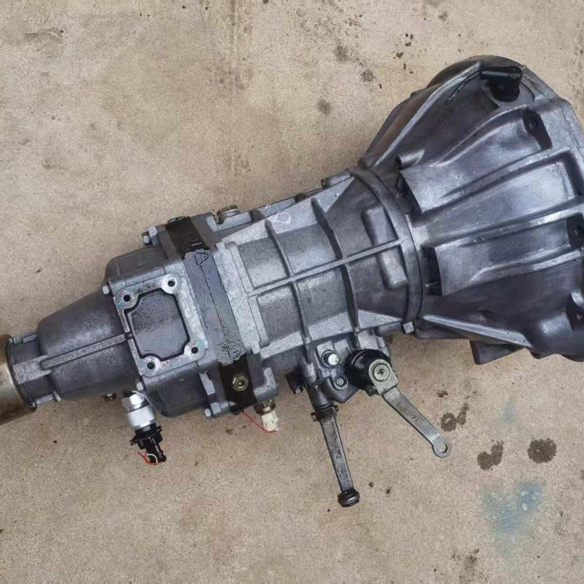 Suitable for Jinbei Grace V19, Haishi 491, 4Y van, Great Wall pickup truck manual transmission gearbox assembly