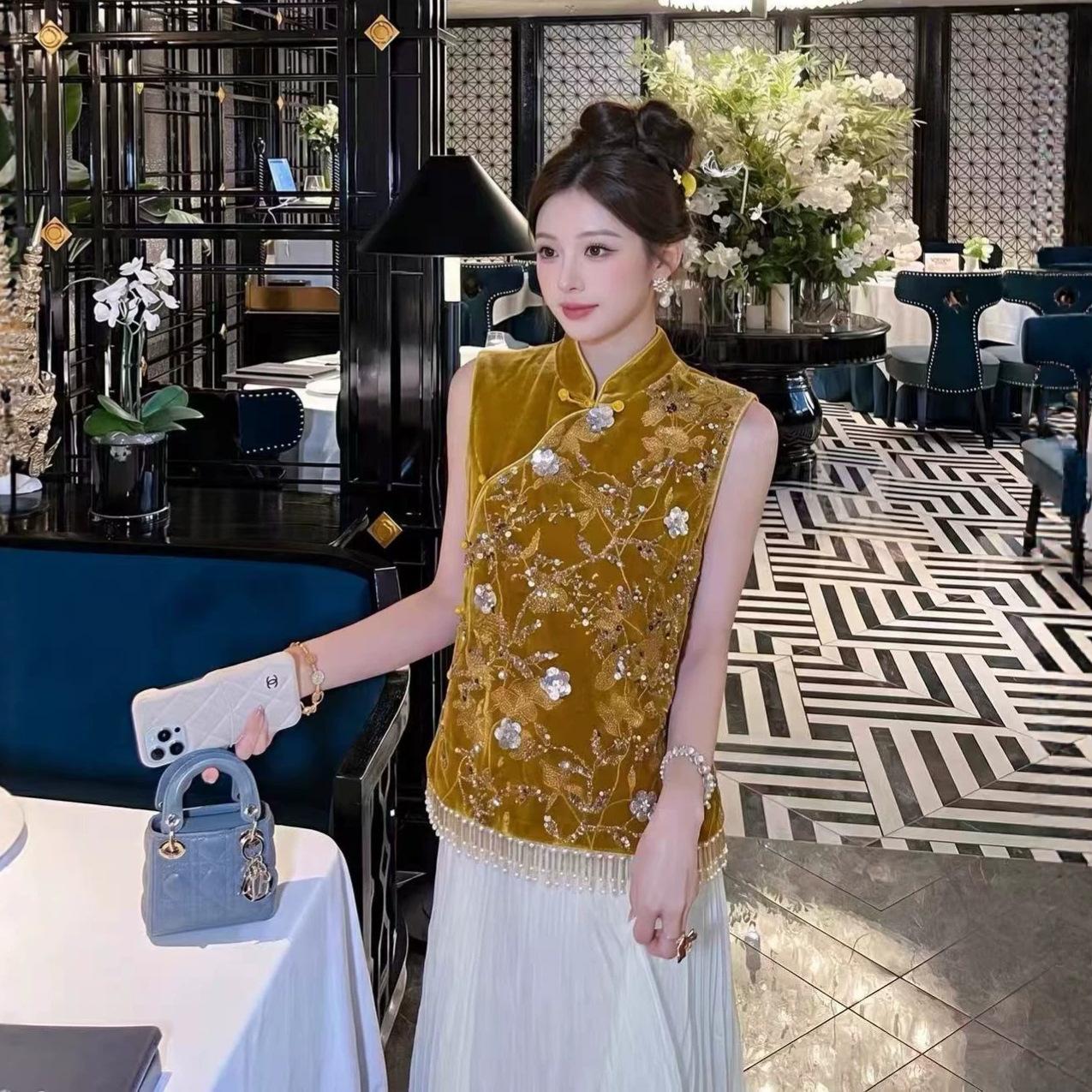 New Chinese style velvet heavy embroidery sequin vest with retro tassels, a high-end top for spring and autumn.