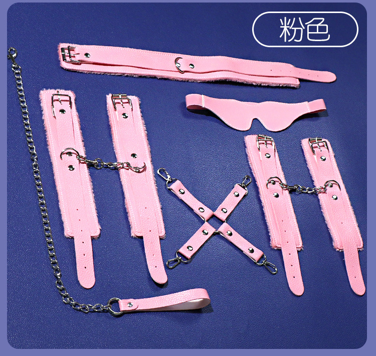 SM Plush Bondage Kit with Handcuffs and Nipple Clamps, 7-Piece Adult Couple Set — detail image 27